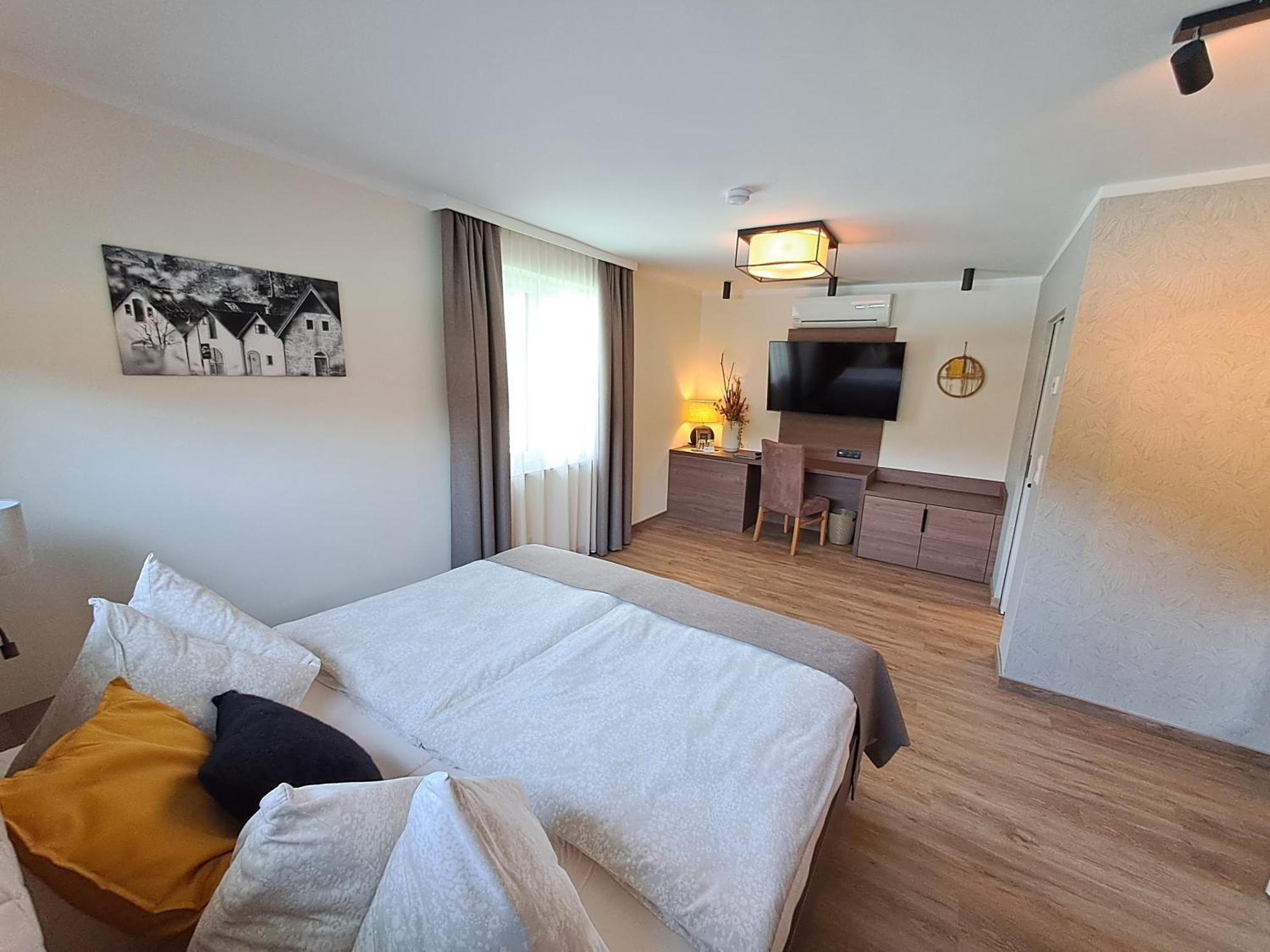 Schliefauhof Hotell Randegg Eksteriør bilde
